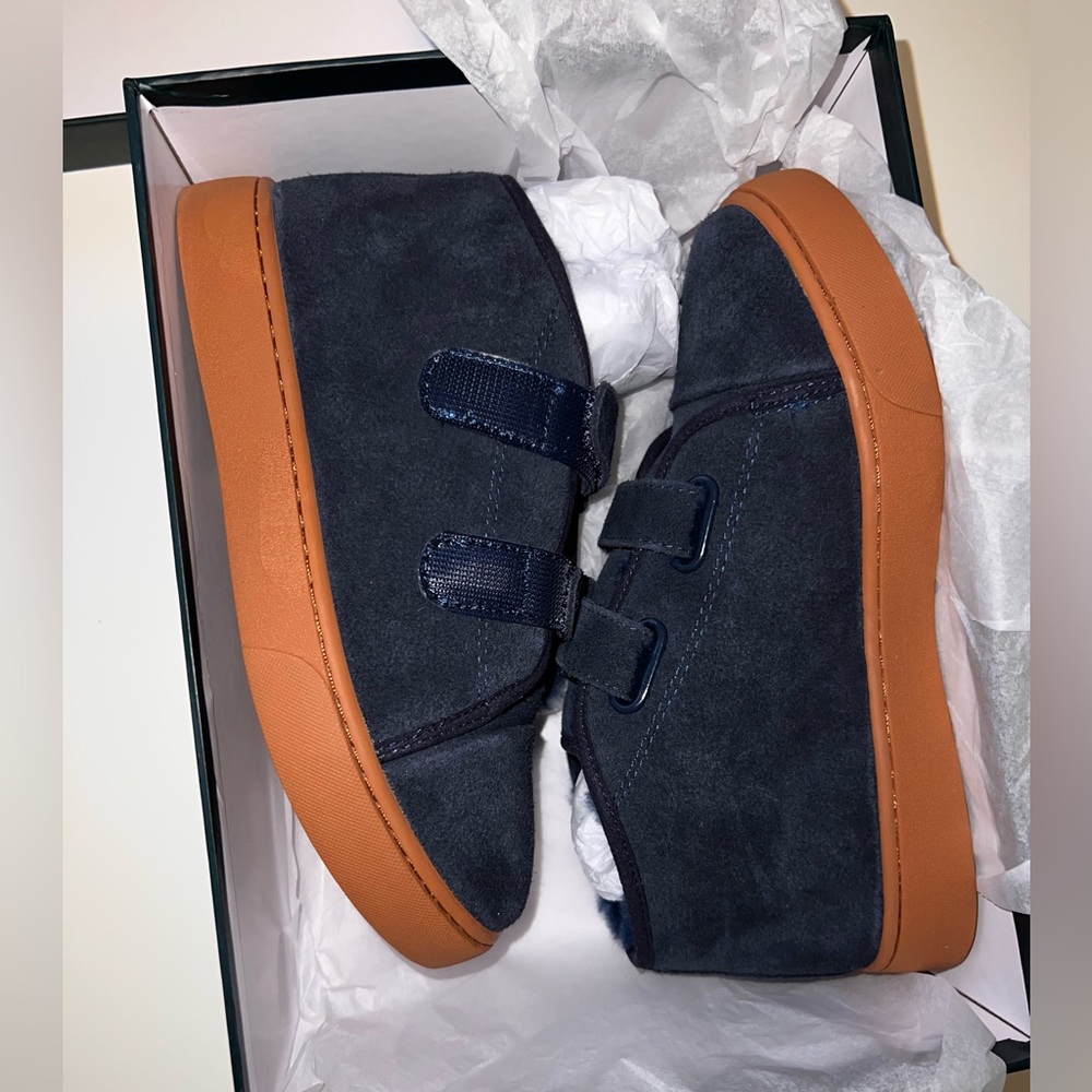 NIB Age of Innocence Boys suede winter boots EU 34. US 3